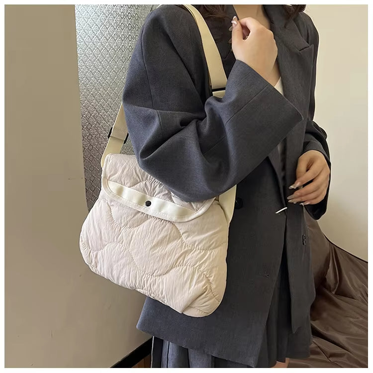 Harper | Women's Large Capacity Nylon Crossbody Messenger Bag