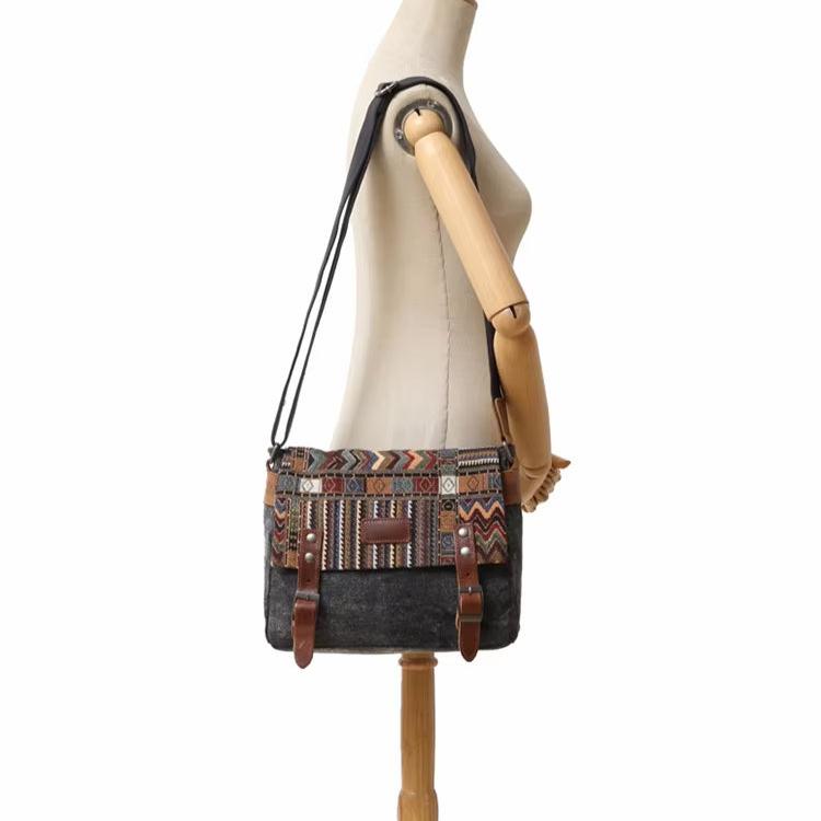 Women's Vintage Striped Pattern Canvas Crossbody Messenger Bag