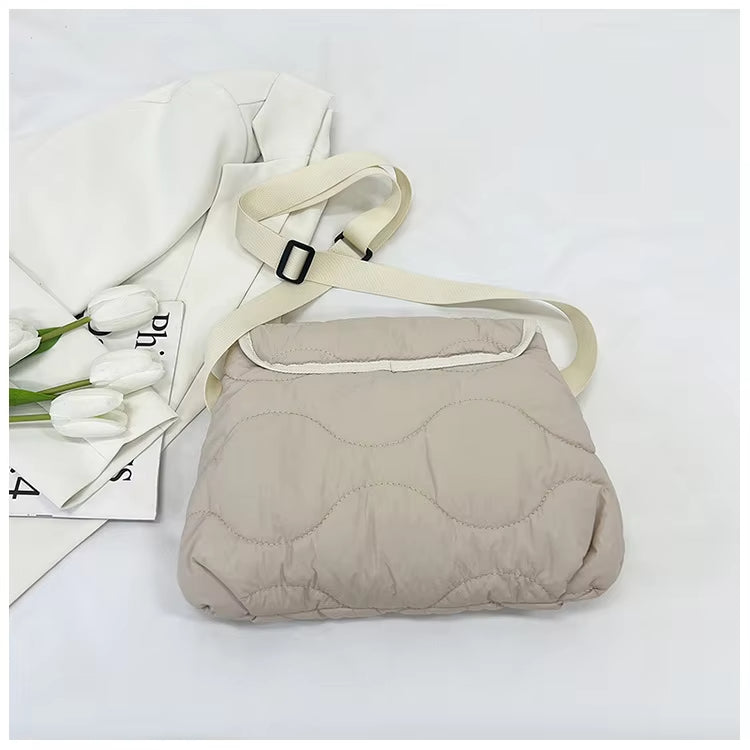 Harper | Women's Large Capacity Nylon Crossbody Messenger Bag