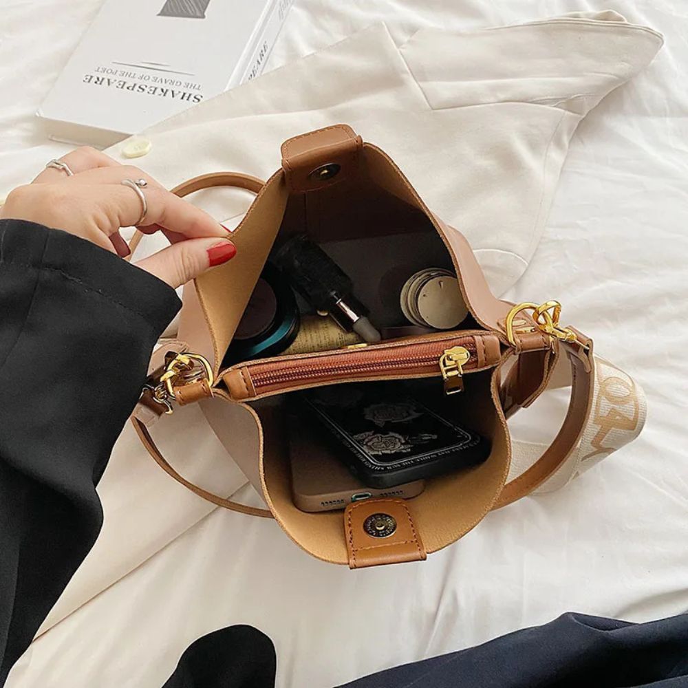 Isla | PU Leather Women's Crossbody Bucket Bag