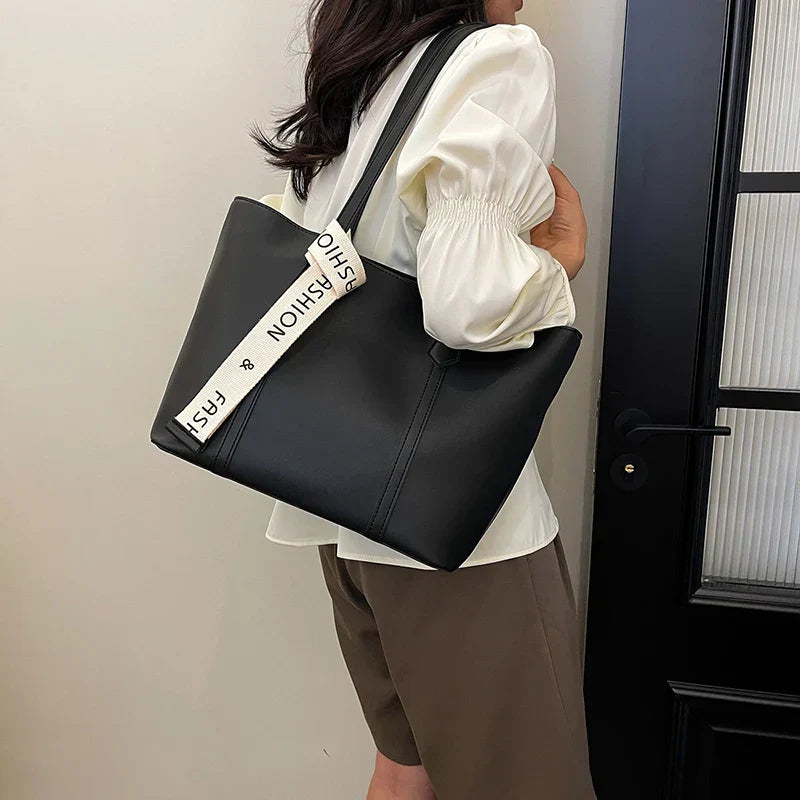 Women’s Shoulder Bag Versatile Large Black Handbag
