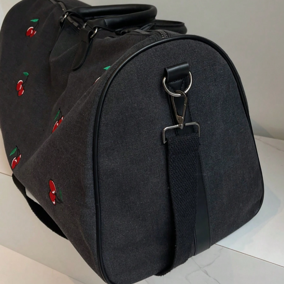 Louis | Women's Vintage Canvas Weekender Garment Duffle Bag