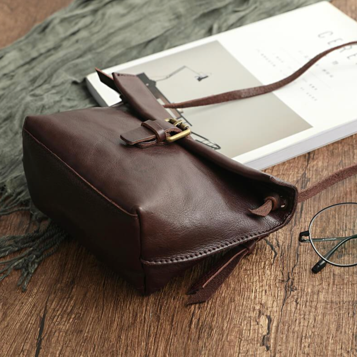 Claire | Women's Vintage Mini Crossbody Wallet Sling Bag