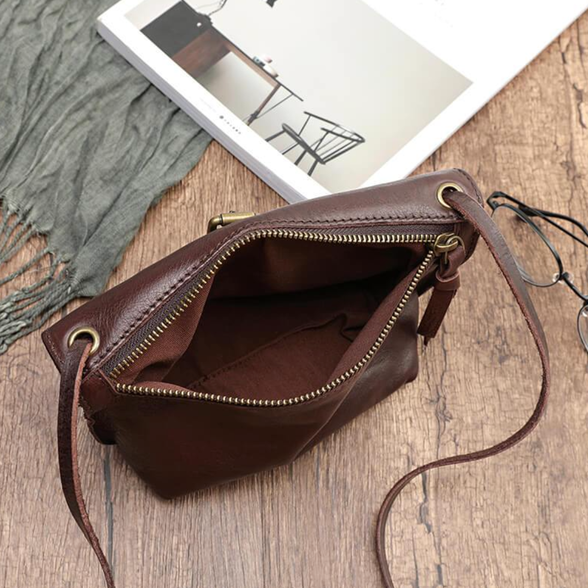 Claire | Women's Vintage Mini Crossbody Wallet Sling Bag