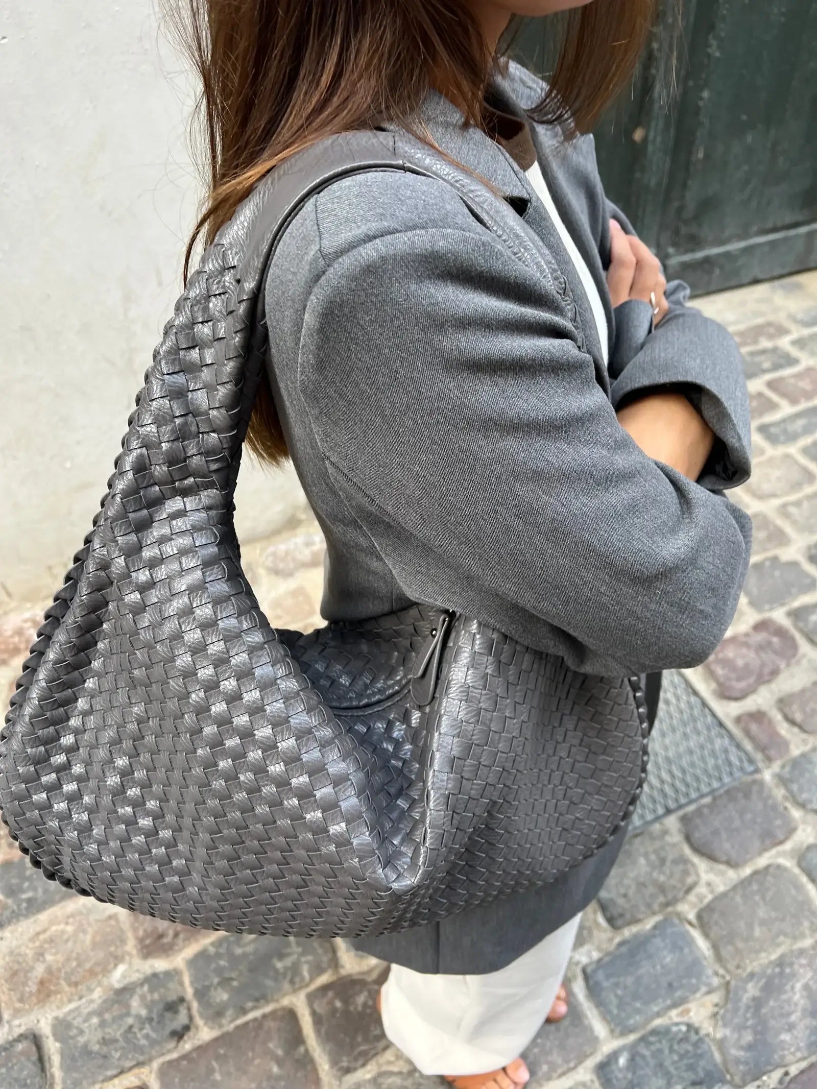 Women’s Shoulder Bag Spacious Soft Woven Style