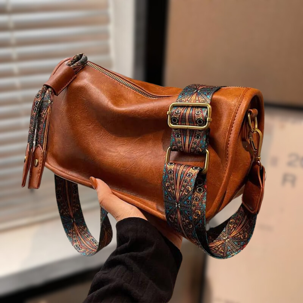 Women’s Shoulder Bag Sleek Practical Day-to-Night Design
