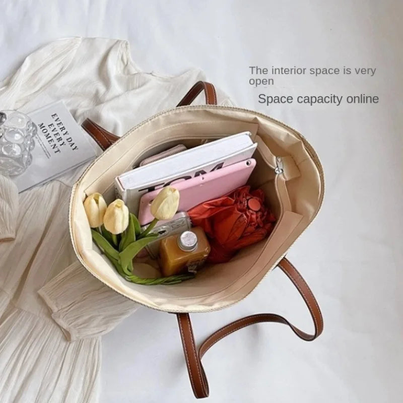Women’s Shoulder Bag with Roomy Interior for Summer
