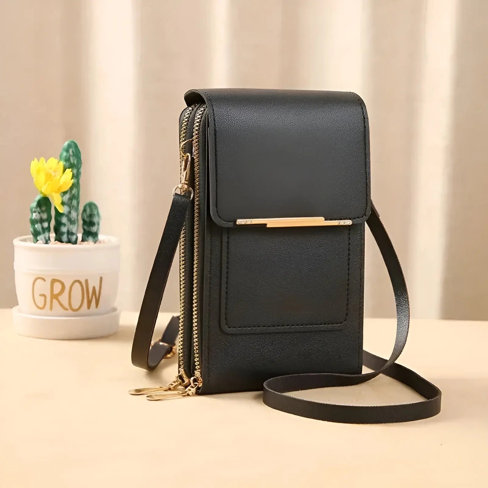 Compact Anti-Theft Shoulder Bag with RFID and Organised Storage