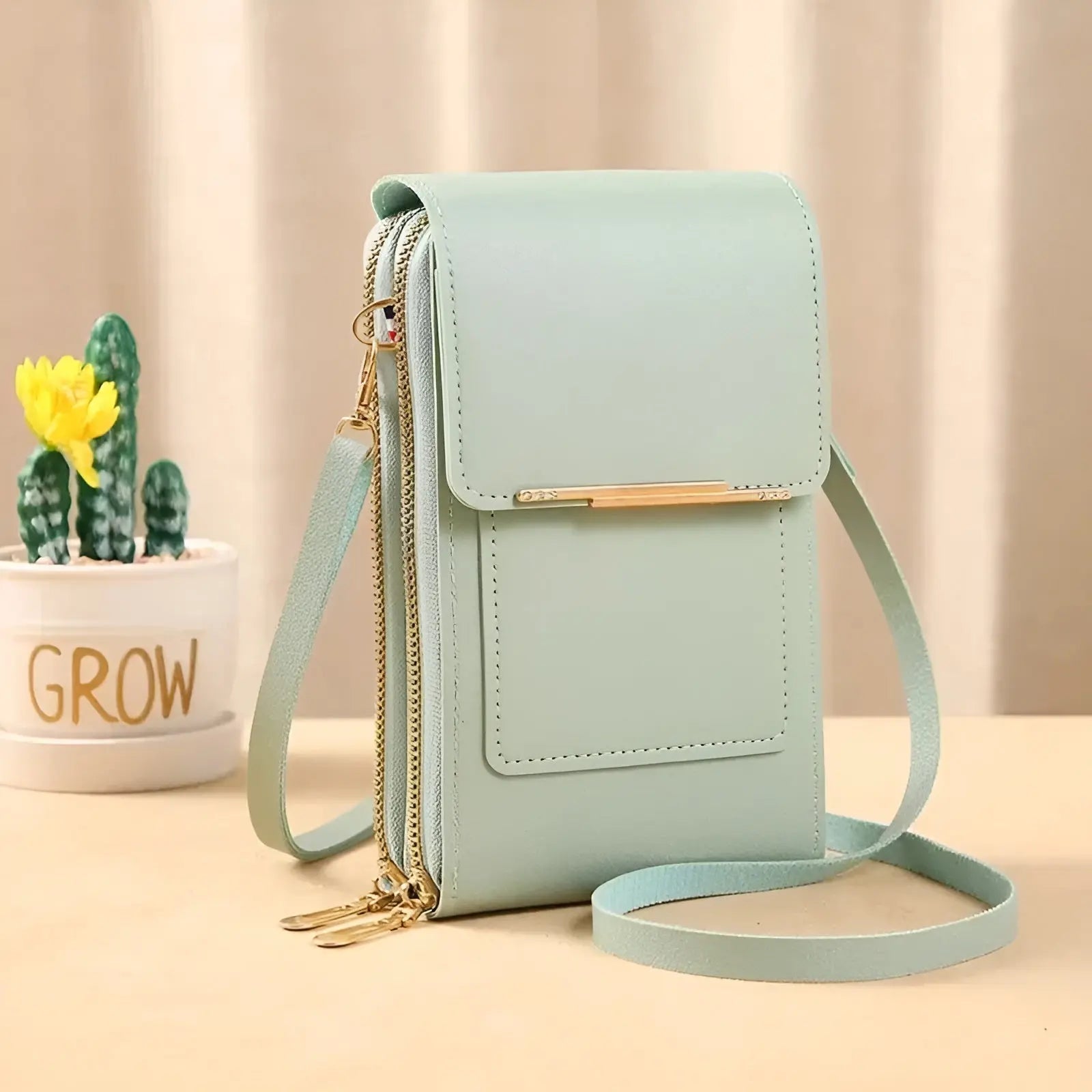 Compact Anti-Theft Shoulder Bag with RFID and Organised Storage