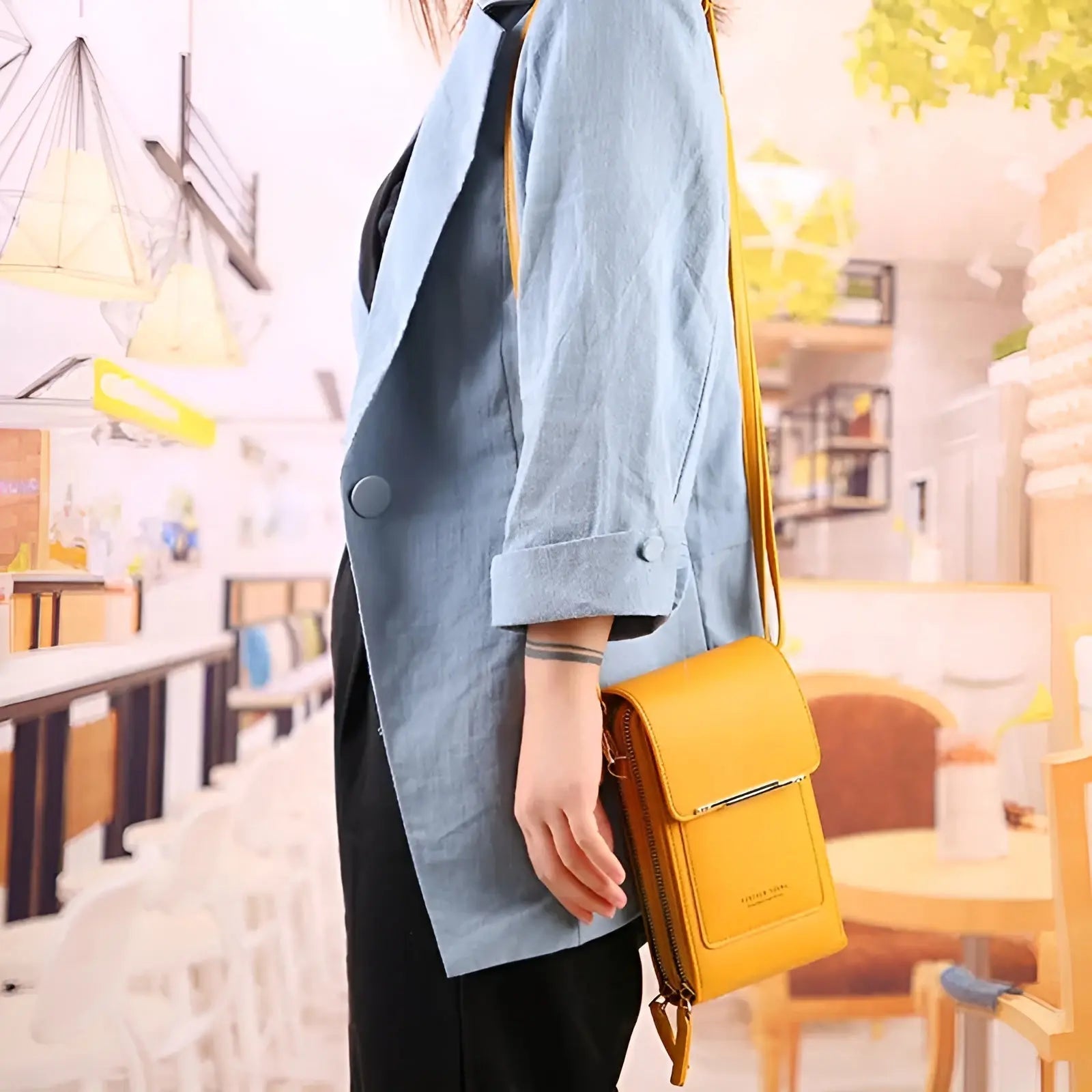 Compact Anti-Theft Shoulder Bag with RFID and Organised Storage