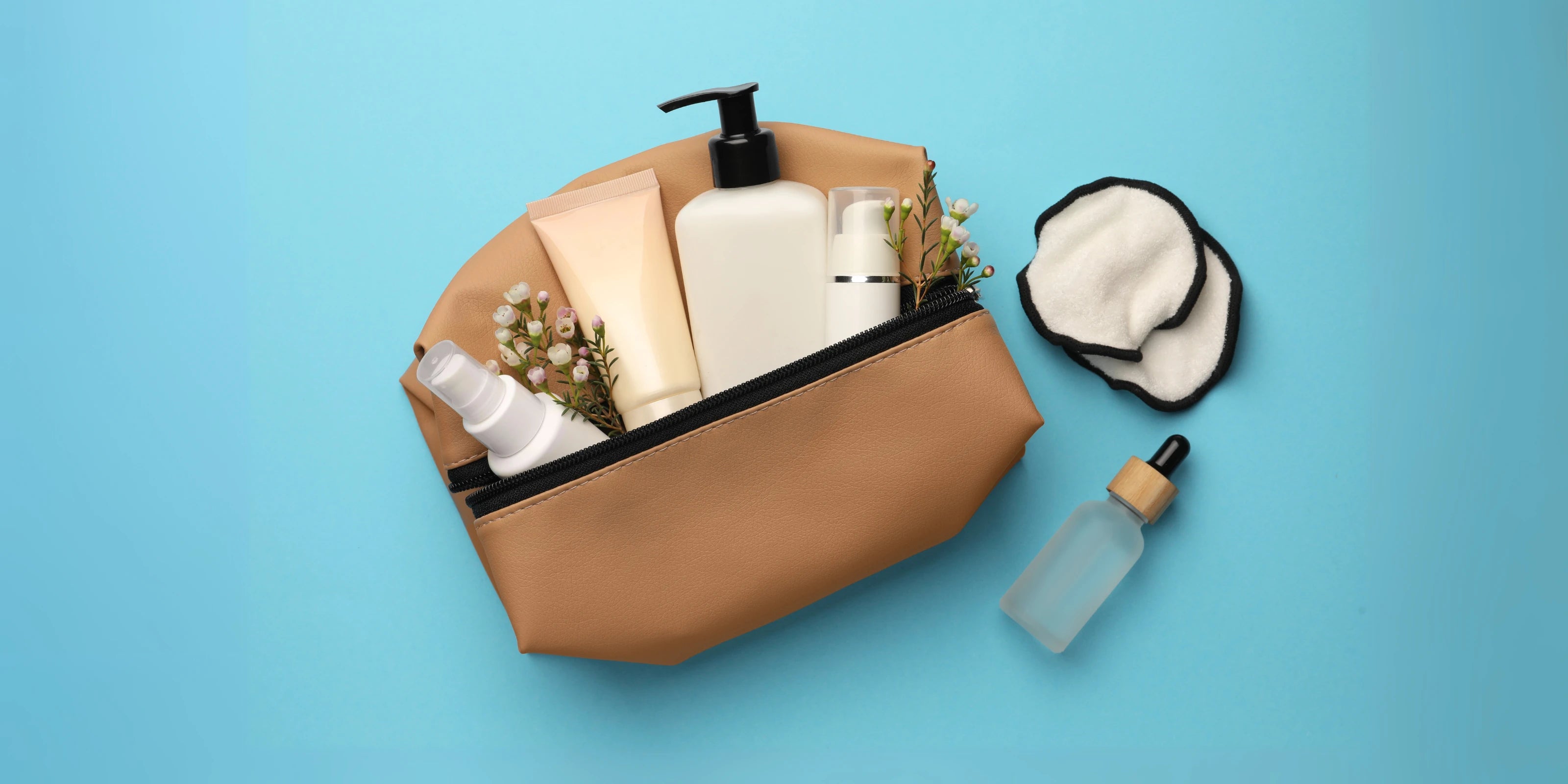 COSMETIC & TOILETRIES BAGS