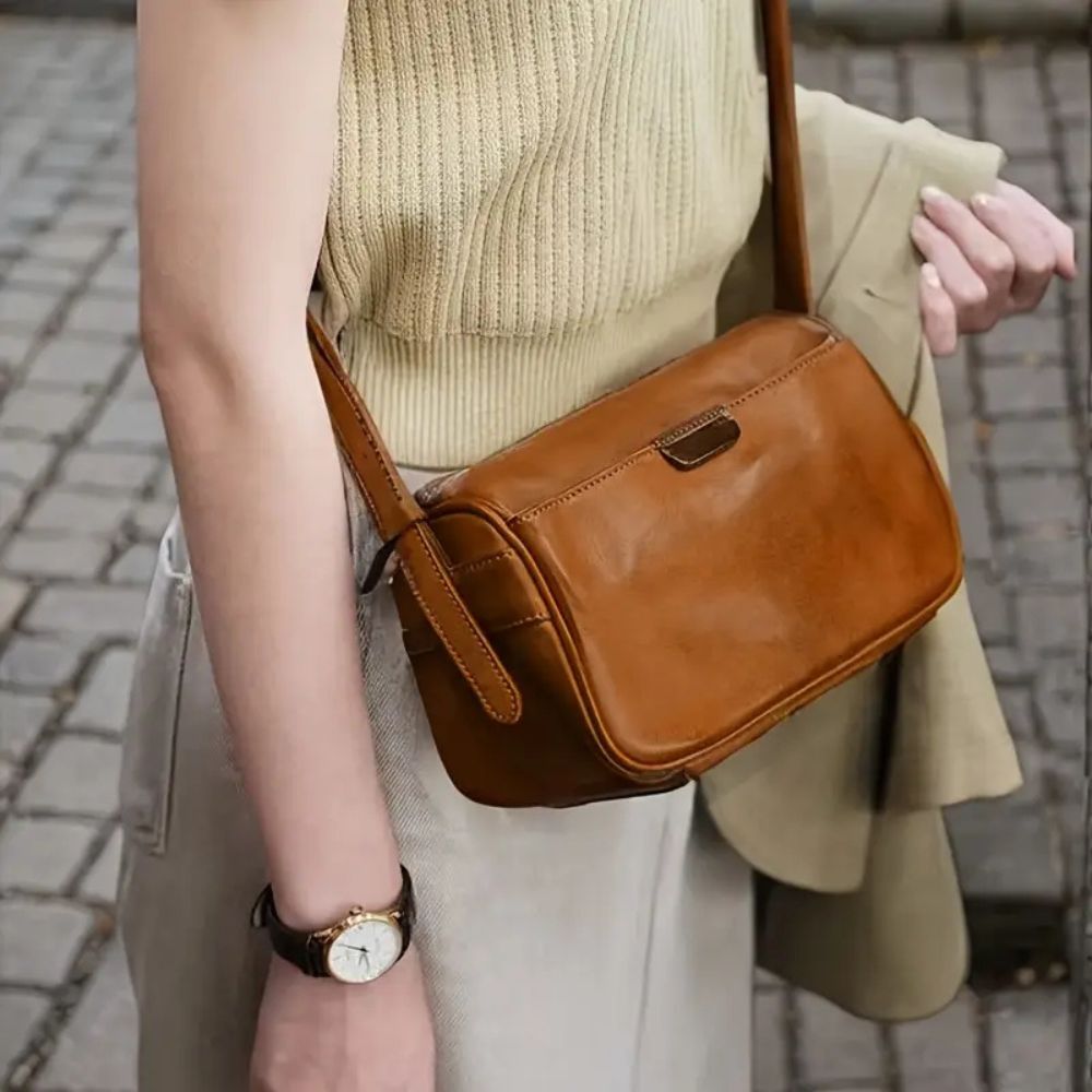 Carmen | Women's Vintage Genuine Leather Small Crossbody Bag