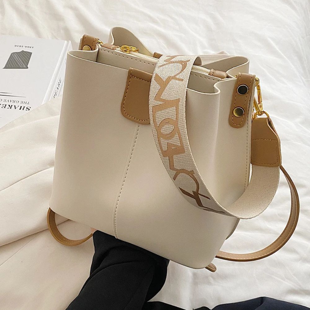 Isla | PU Leather Women's Crossbody Bucket Bag