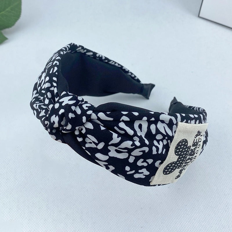Korean Autumn And Winter Leopard Pattern Plush Hair Band With Wide Edge Knot And Simple Temperament Cross Hair Band