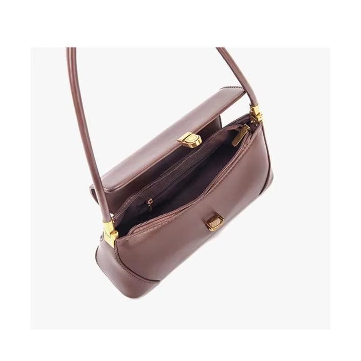 Scarlett | Women's Vintage-Inspired Faux Leather Messenger Handbag