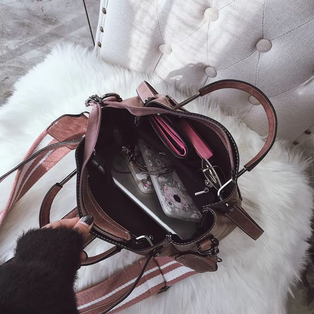 Amira | Women's Korean Vintage-Style Leather Crossbody Handbag