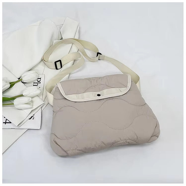 Harper | Women's Large Capacity Nylon Crossbody Messenger Bag