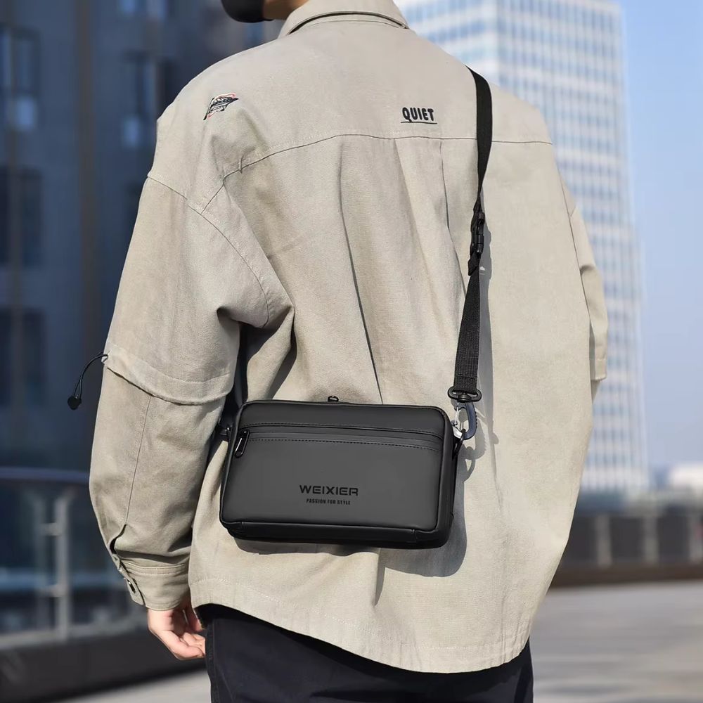 Brynn | Men's Sleek Oxford Travel Crossbody Handbag