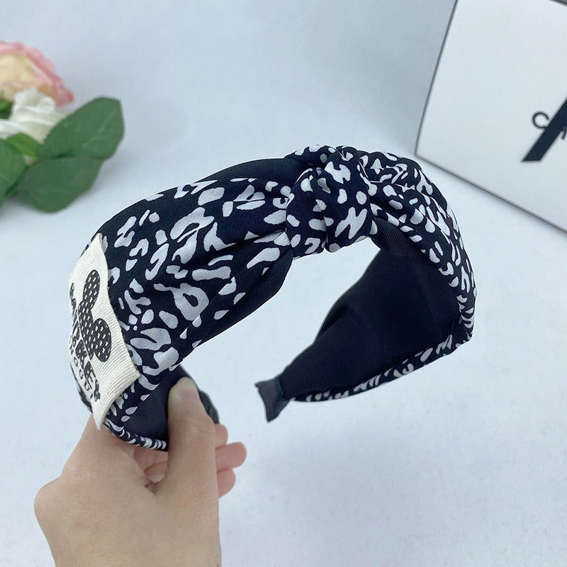 Korean Autumn And Winter Leopard Pattern Plush Hair Band With Wide Edge Knot And Simple Temperament Cross Hair Band