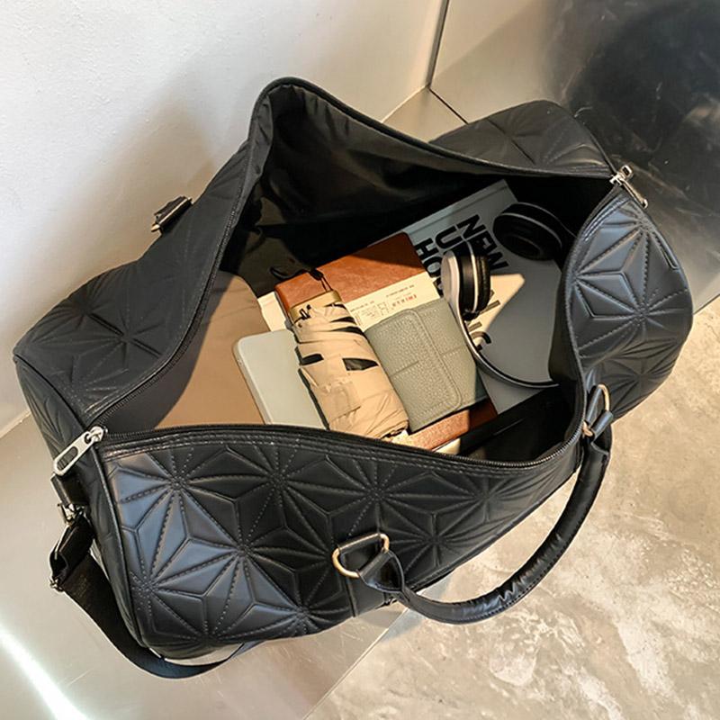Women's Large Capacity Leather Duffle Bag
