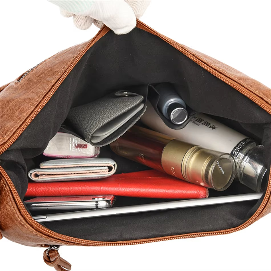 Ezra | Women's Vintage PU Leather Crossbody Messenger Travel Bag