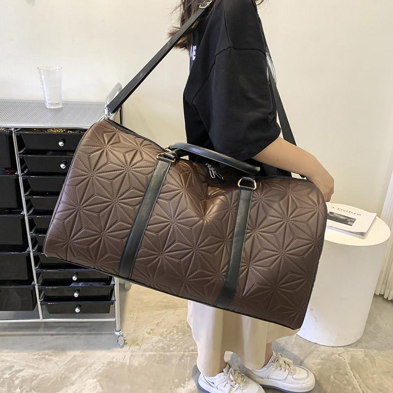 Women's Large Capacity Leather Duffle Bag