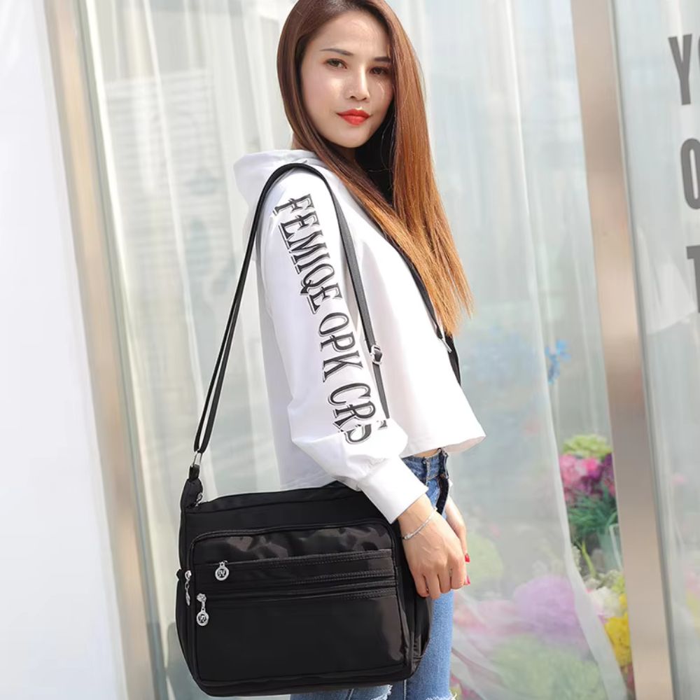 Scarlet | Women's Lightweight Waterproof Crossbody Messenger Bag