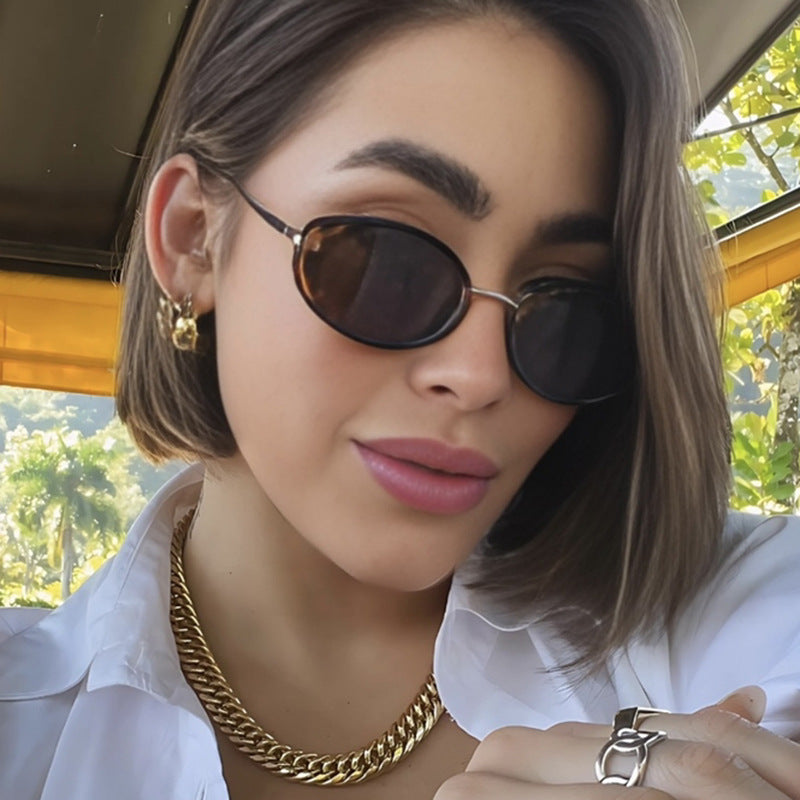 Small frame oval retro Instagram influencer same style sunglasses high-end fashion show sunglasses personality