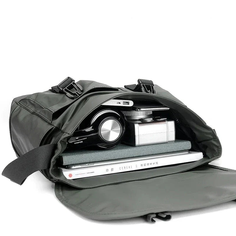 Sebastian | Men's Classic Nylon Waterproof Crossbody Messenger Bag