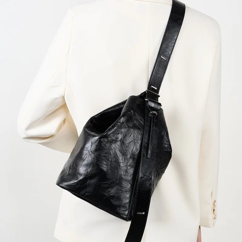 Matthew | Women's Genuine Leather Pleated Bucket Crossbody Messenger Bag
