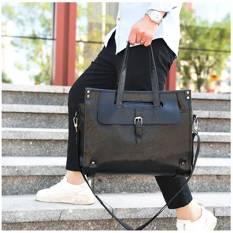 Luca | Men's Large Capacity Leather Crossbody Messenger Bag with Laptop Compartment