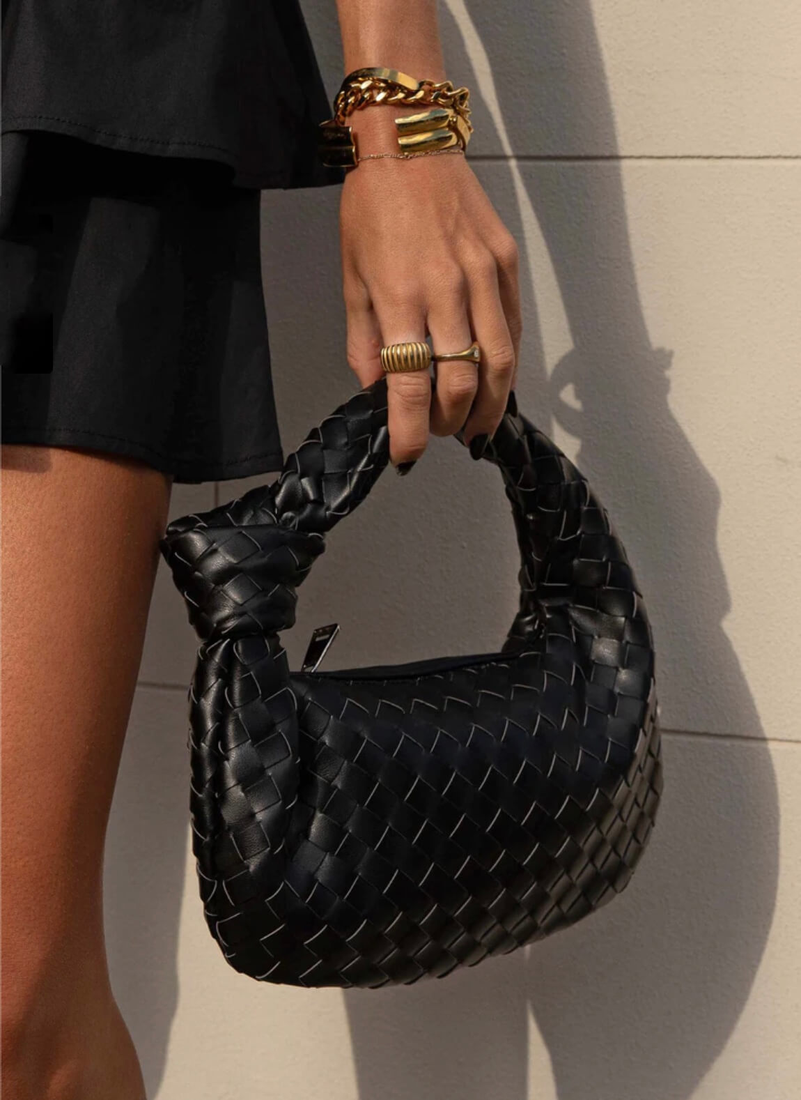 Women’s Mini Handbag Compact Woven Style With Top Handle