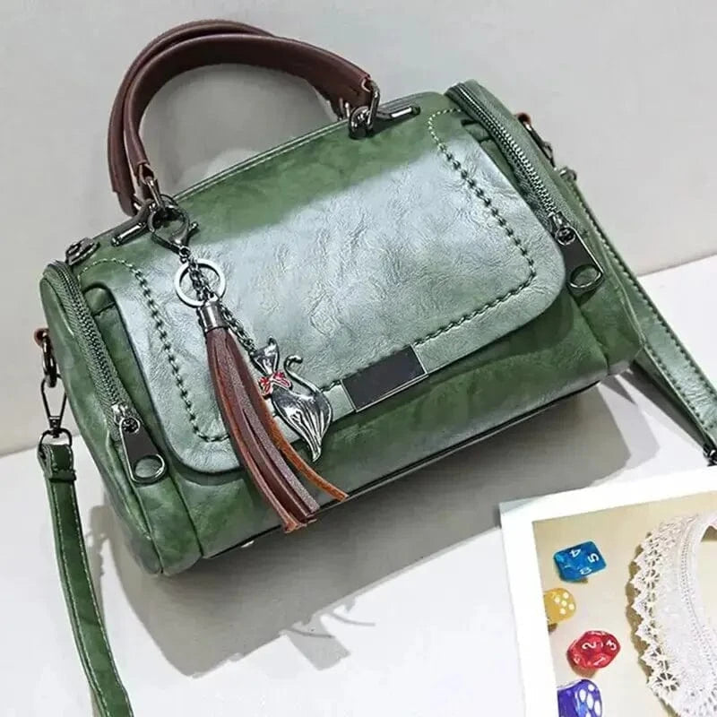 Women’s Adjustable Strap Shoulder Bag Everyday Compact Design