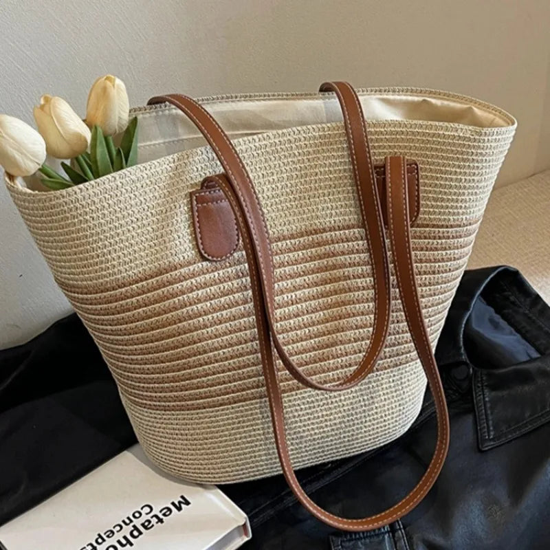 Women’s Shoulder Bag with Roomy Interior for Summer