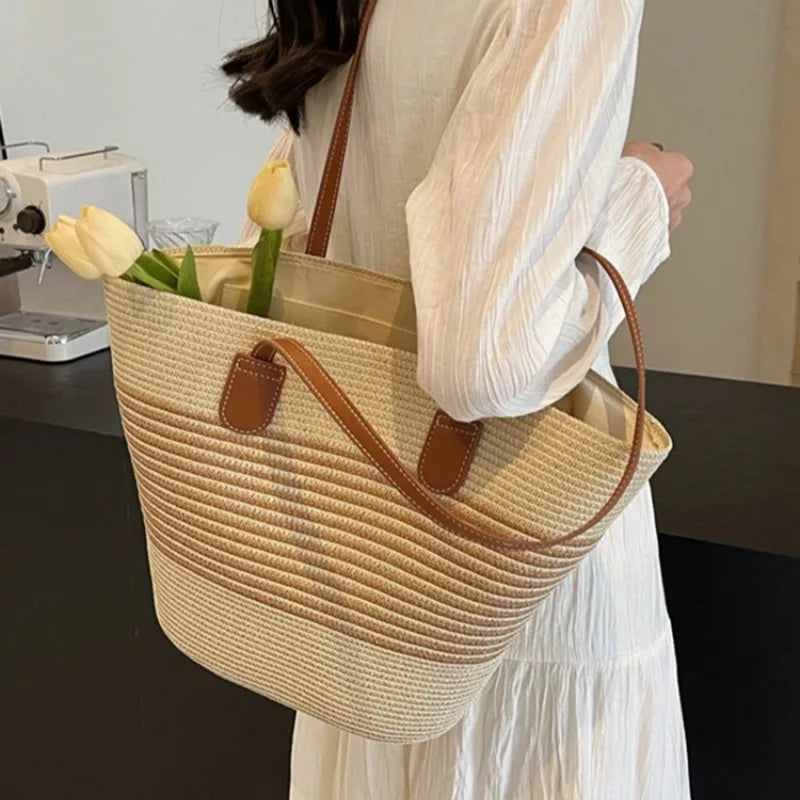 Women’s Shoulder Bag with Roomy Interior for Summer