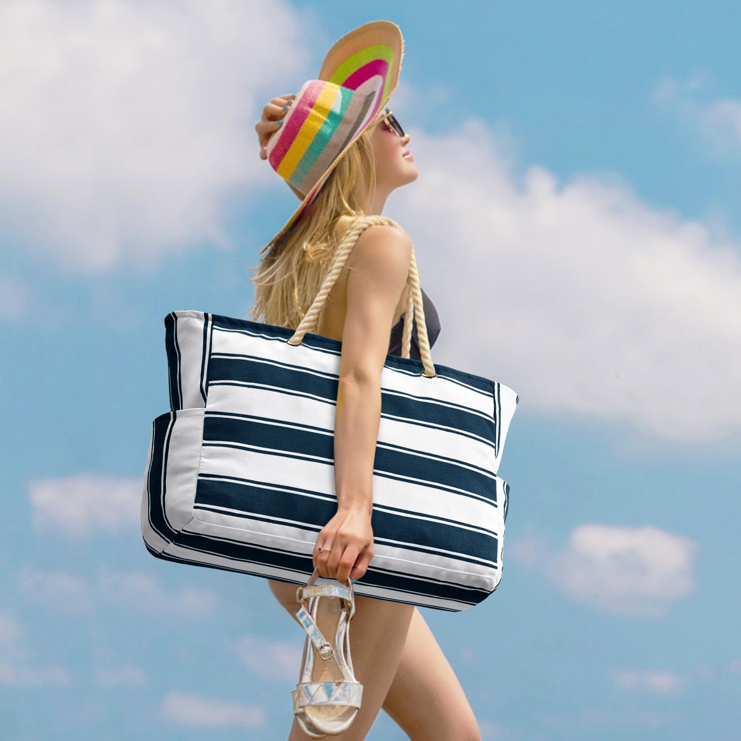 Oversized Waterproof Sandproof Beach Tote Bag With Secure Zipper Top