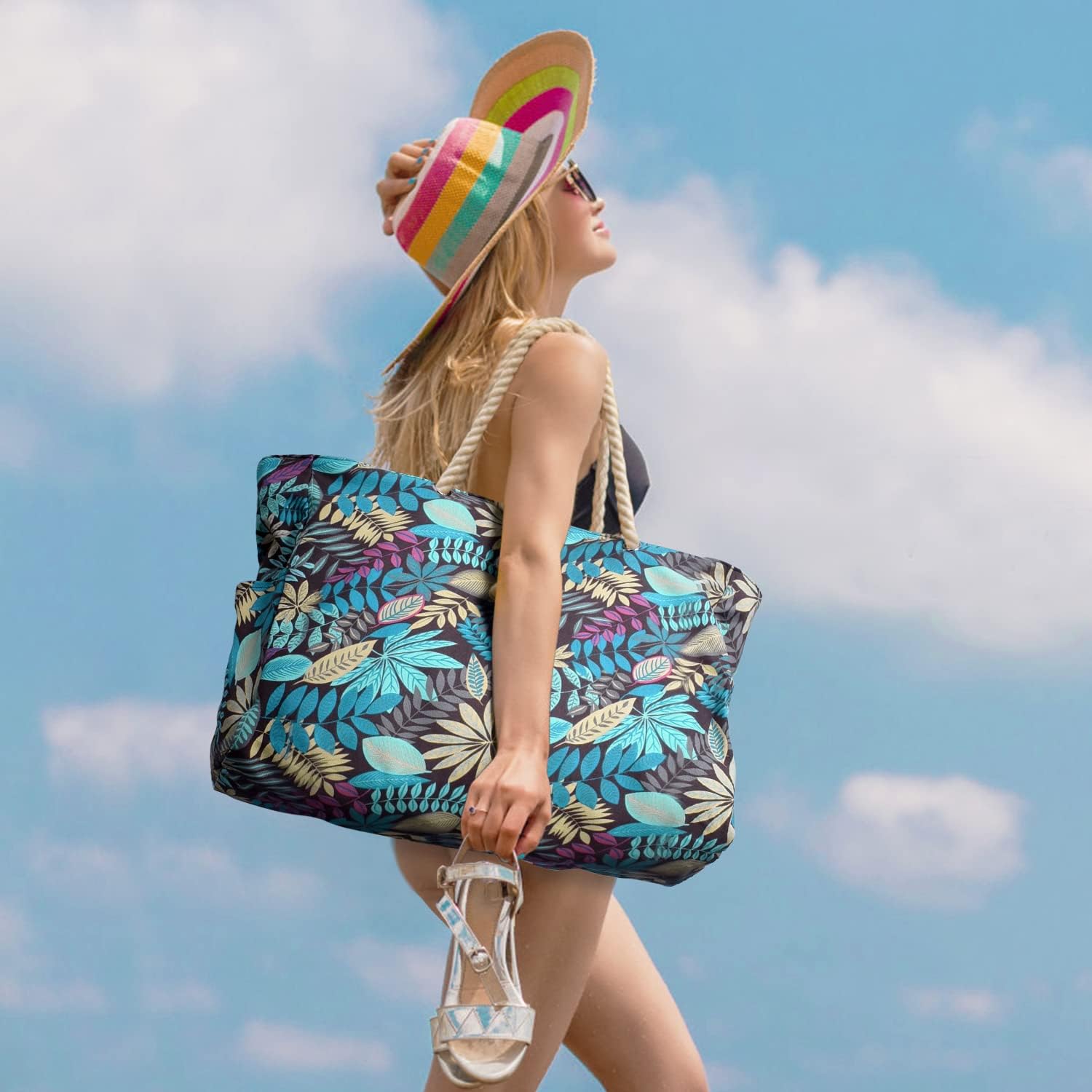 Oversized Waterproof Sandproof Beach Tote Bag With Secure Zipper Top