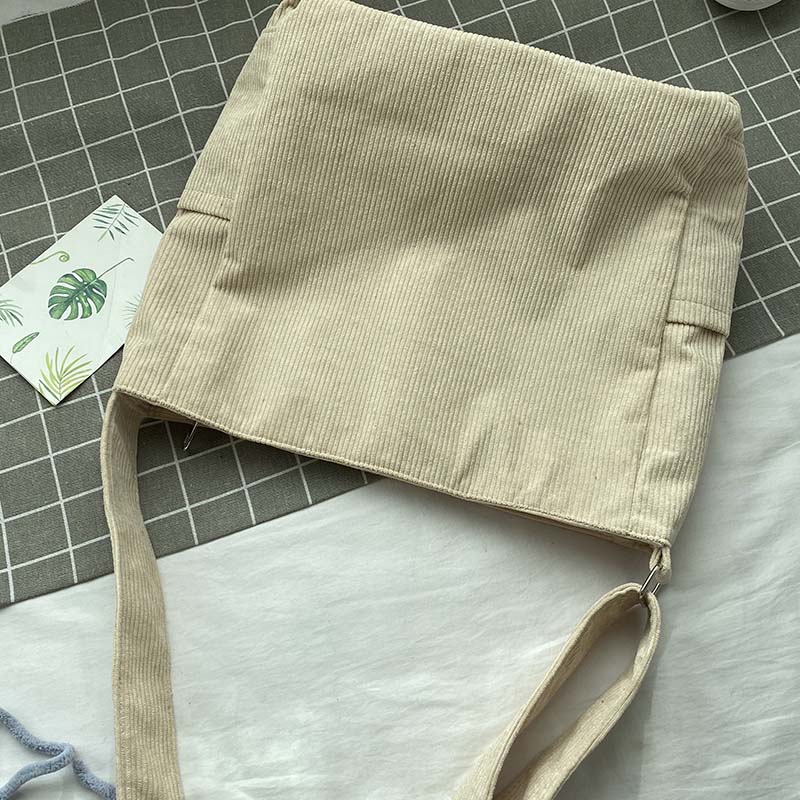 Women’s Casual Shoulder Bag Multi-Pocket Design for Everyday Use