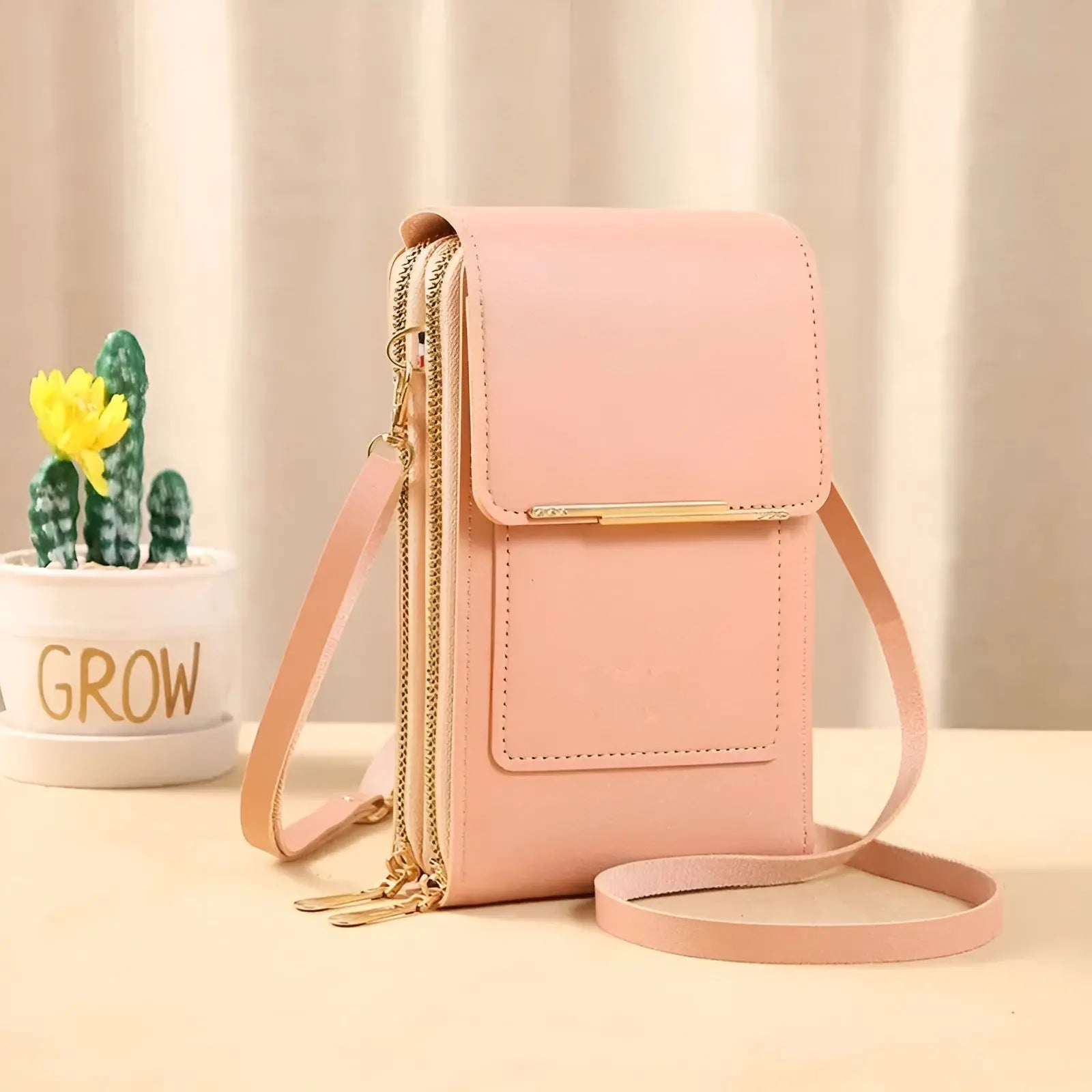 Compact Anti-Theft Shoulder Bag with RFID and Organised Storage